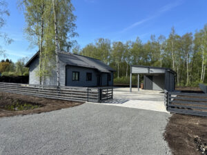 Valminud eramu elementmaja LTL120 Arukülas koos abihoonega