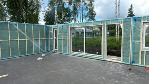 Elementmaja ehitus – seinaelementide koostamine objektil